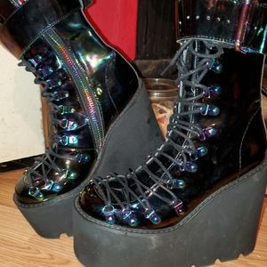 Dollskill Current Mood Oil Slick Traitor Boots 9